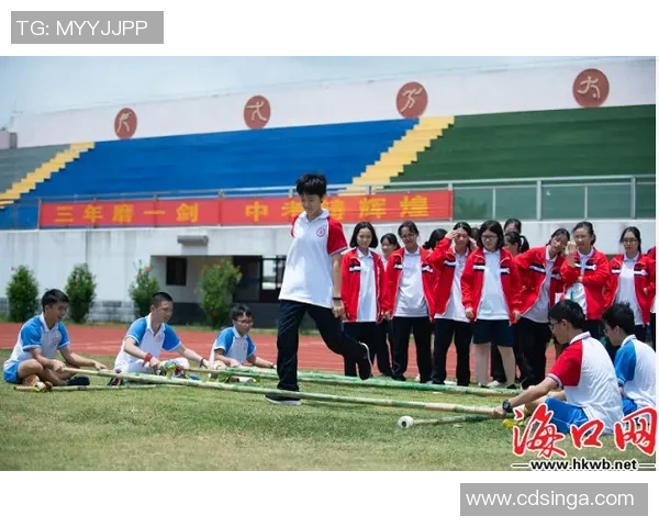 体育课与文化课的特点比较及其对学生全面发展的影响分析